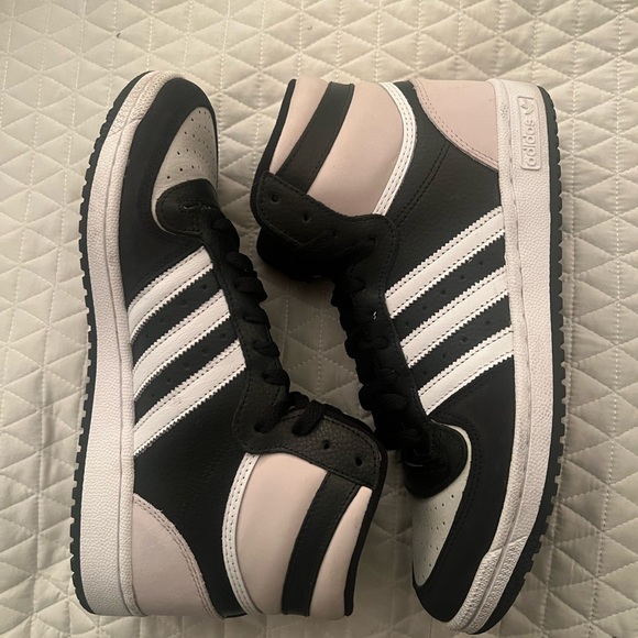 Adidas Men running shoes - Picture 7 of 8